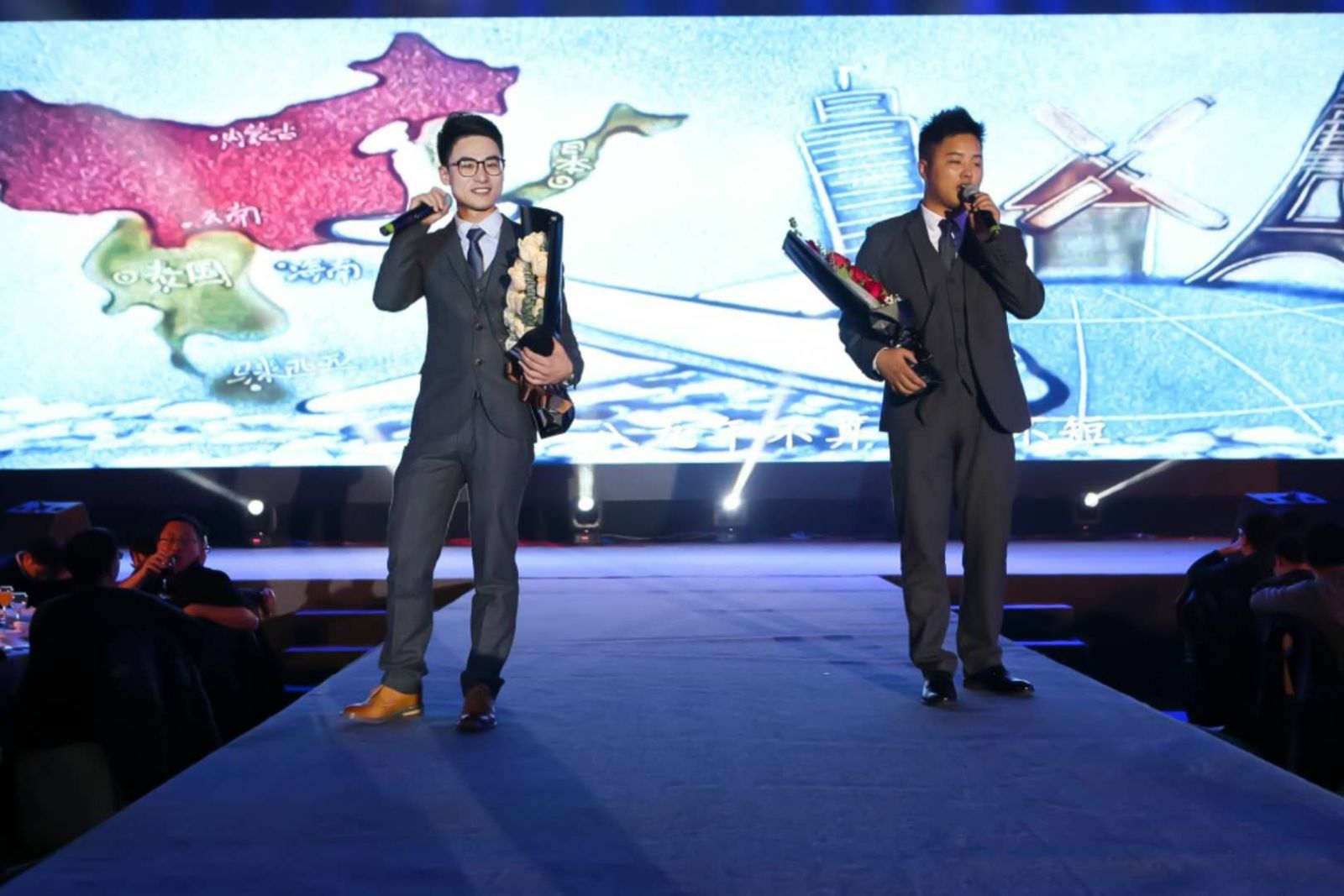 年會原創(chuàng)歌曲《光云,我們的家》